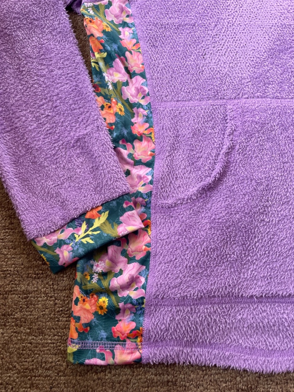 Youer Climb On Hoodie Air, “Seventeen”. Size Medium, EUC - Picture 3 of 5